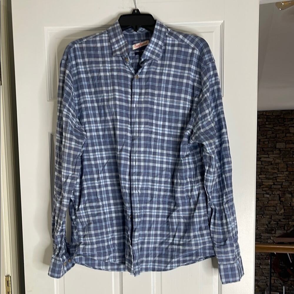 johnnie-O Blue and White Casual Button Down Shirt. Surflannel Large